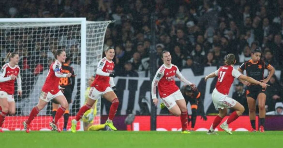 Arsenal vence Corinthians na prorrogação e conquista o título do Mundial Feminino