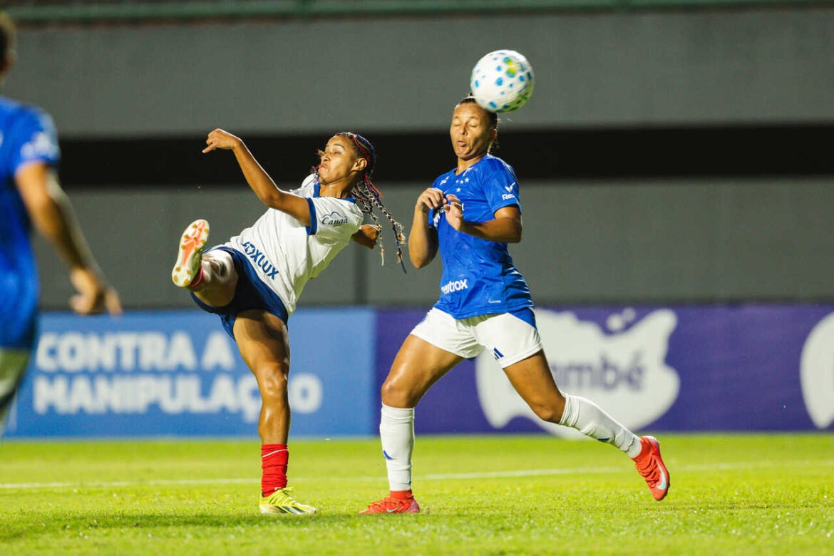 Byanca Brasil brilha e Cruzeiro vence Bahia na abertura do Brasileirão Feminino