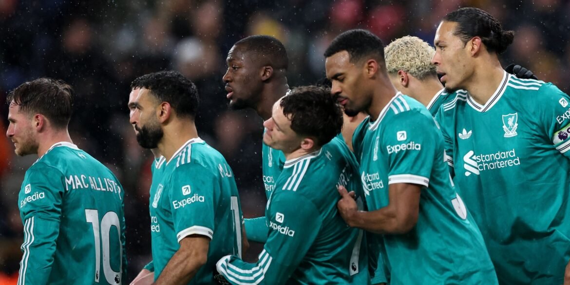 Desempenho decepcionante de Reds indica que jogador pode não retornar ao Liverpool após partida contra o Sunderland