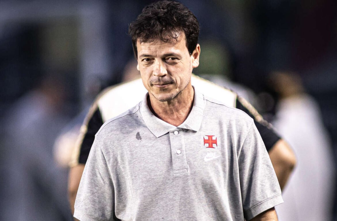 Diniz comenta desempenho inicial, esclarece saída de Coutinho e destaca a resposta do Vasco