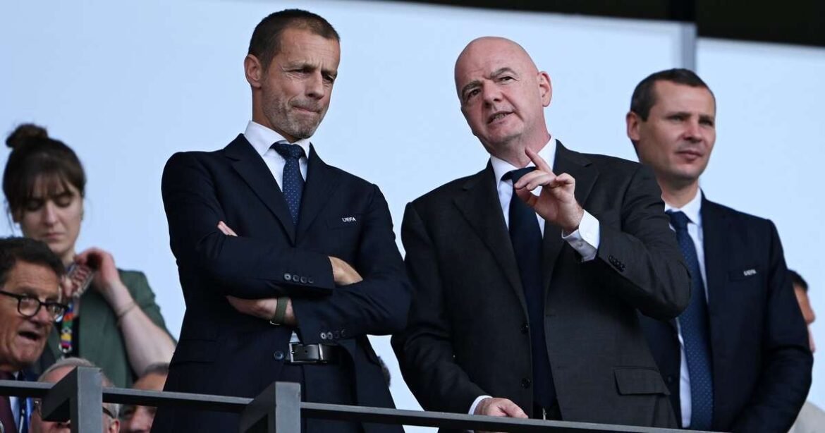Dirigentes da FIFA e UEFA enfrentam acusações por suposto crime de guerra