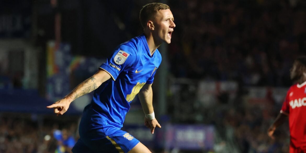 Estrela do Birmingham City se transforma na nova versão de Stansfield