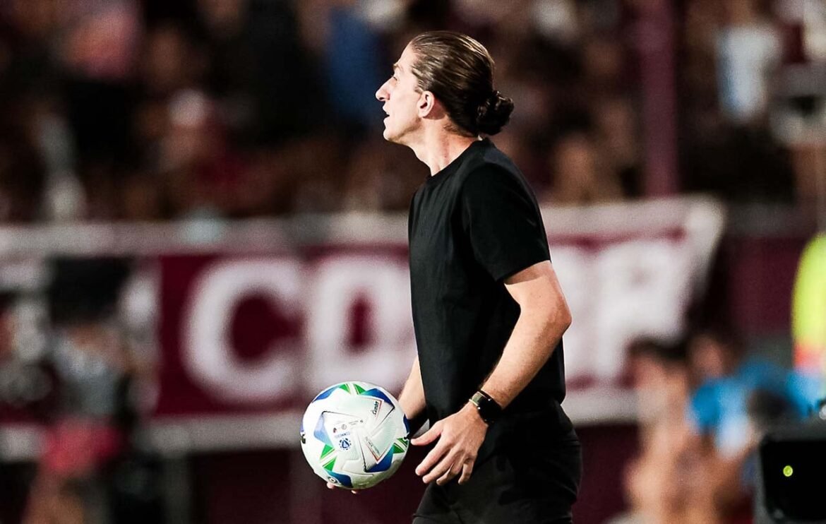 Filipe Luís expressa sua confiança na reviravolta do Flamengo