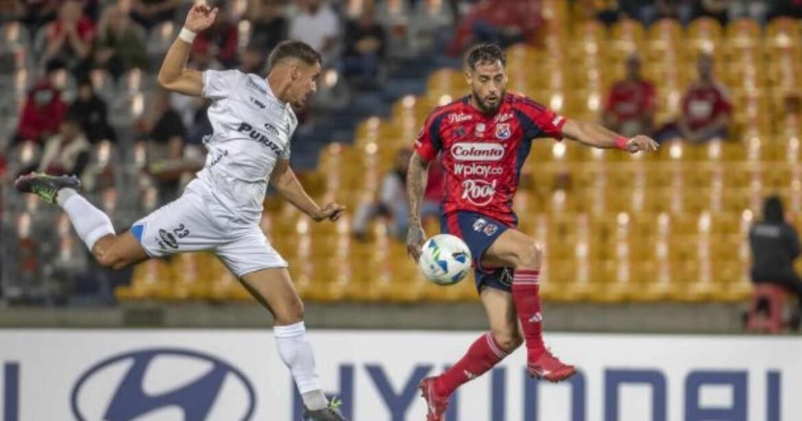 Independiente Medellín avança na Libertadores após empate com o Liverpool