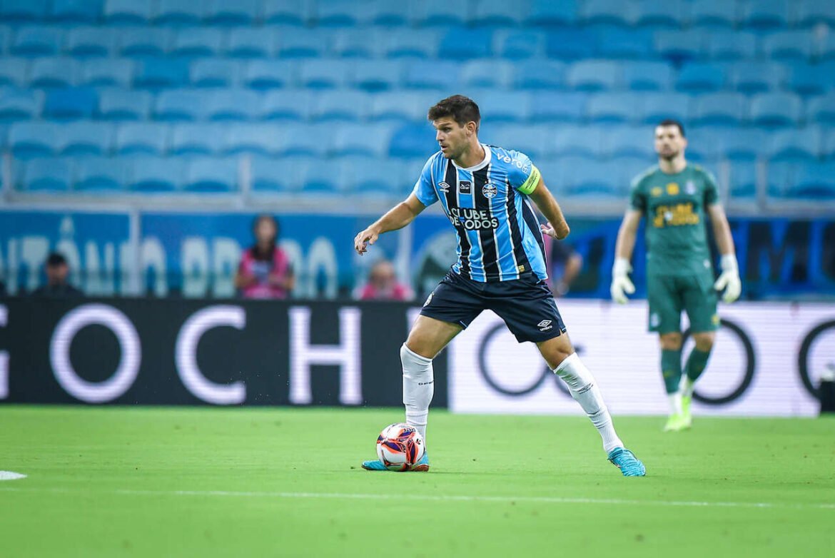 Kannemann retoma os treinos e pode ser uma importante adição para o Grêmio no confronto contra o Botafogo