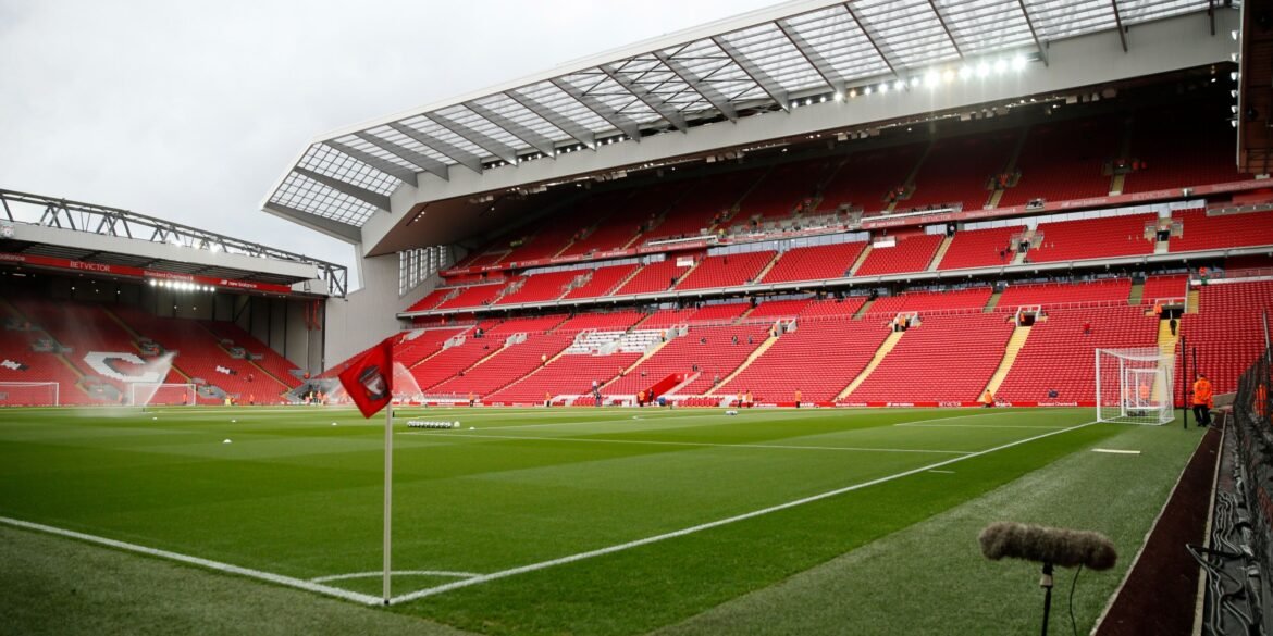 Liverpool realiza negociações presenciais para contratar jovem alvo dos principais clubes da Inglaterra