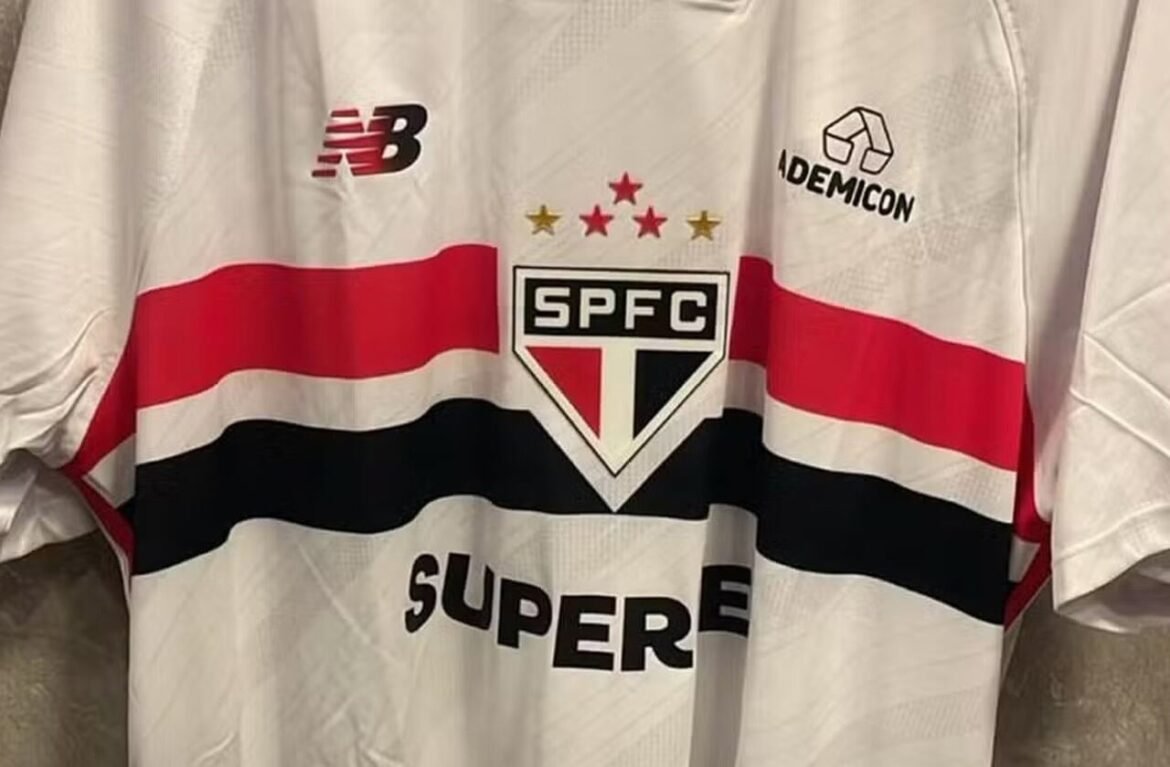Nova camisa do São Paulo gera polêmica antes do lançamento oficial