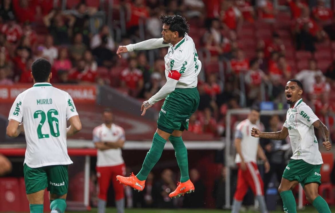 Palmeiras conquista vitória sobre o Internacional fora de casa e assume a ponta do Campeonato Brasileiro