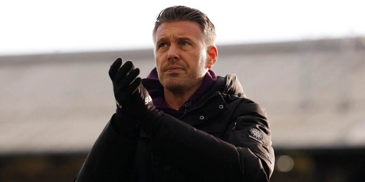 Wolves buscam contratar Andy Robertson, lateral do Liverpool; disputa por transferência intensifica