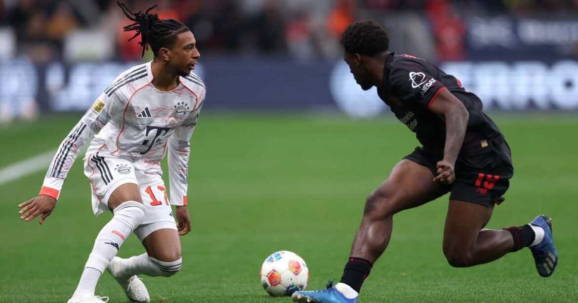 Bayern empata com Leverkusen em partida controversa, mesmo com dois jogadores a menos