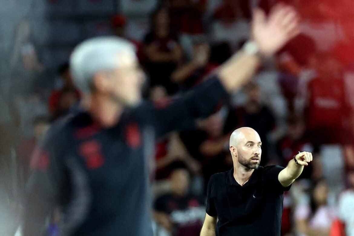 Bellão comenta sobre a crise fora de campo do Botafogo após derrota expressiva