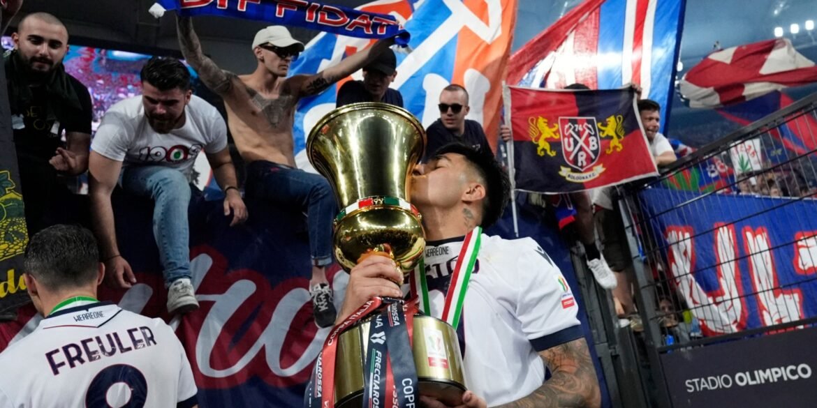 Berta monitora Santiago Castro enquanto Arsenal planeja contratar jogador no verão