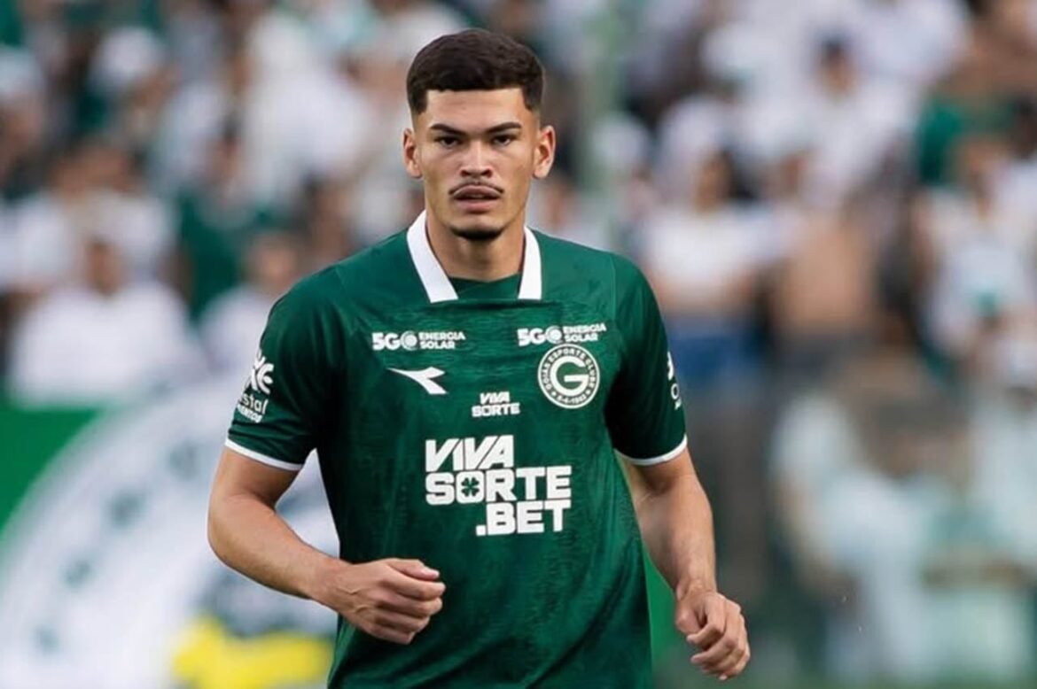Botafogo anuncia a contratação de defensor proveniente do Goiás