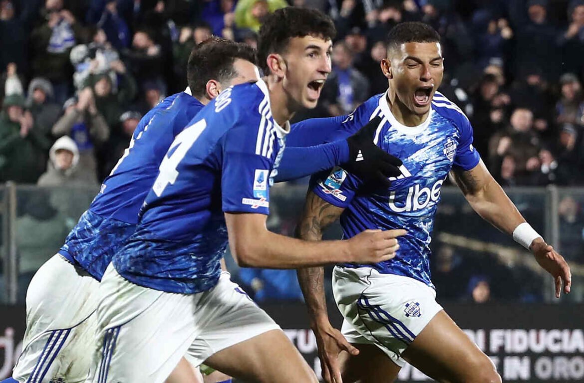 Como o time vence a Roma em partida controversa e conquista uma vaga no G4 do Campeonato Italiano