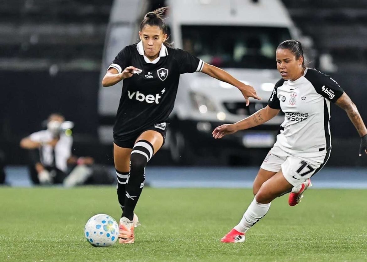 Corinthians vence Botafogo no Rio e garante vaga no G4 do Brasileiro Feminino