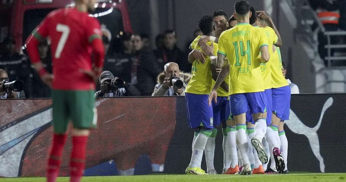 Estrela da Seleção Brasileira é abordada pelo Al-Nassr, mas deve se unir ao Inter Miami, de Messi.