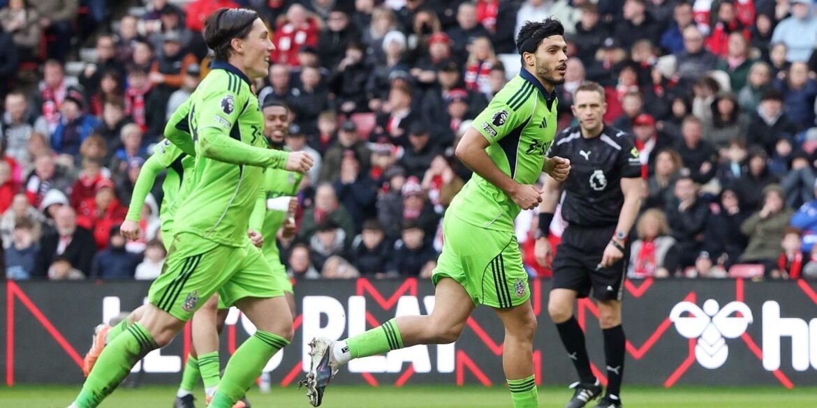 Everton se destaca na disputa por Harry Wilson, do Fulham, em desvantagem para o Leeds