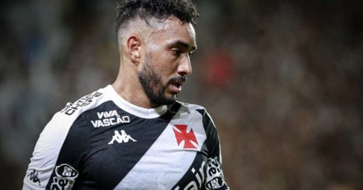 Ex-jogador do Vasco, Payet divulga seu retiro do futebol