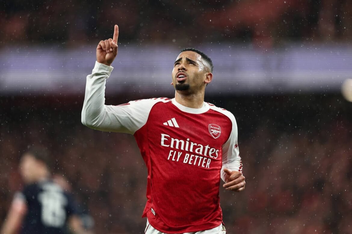 Gabriel Jesus se prepara para enfrentar seu maior rival na Premier League enquanto foca na Seleção