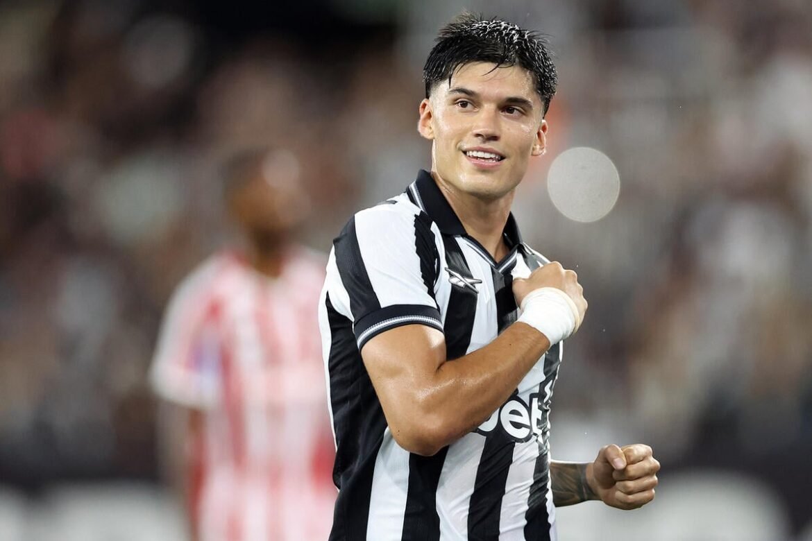 Joaquín Correa acredita na passagem do Botafogo para a Libertadores: “É possível”