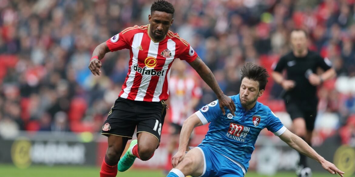 Le Bris Descobre Talento Valioso no Sunderland com Defoe, Mesmo Sem Ser Atacante