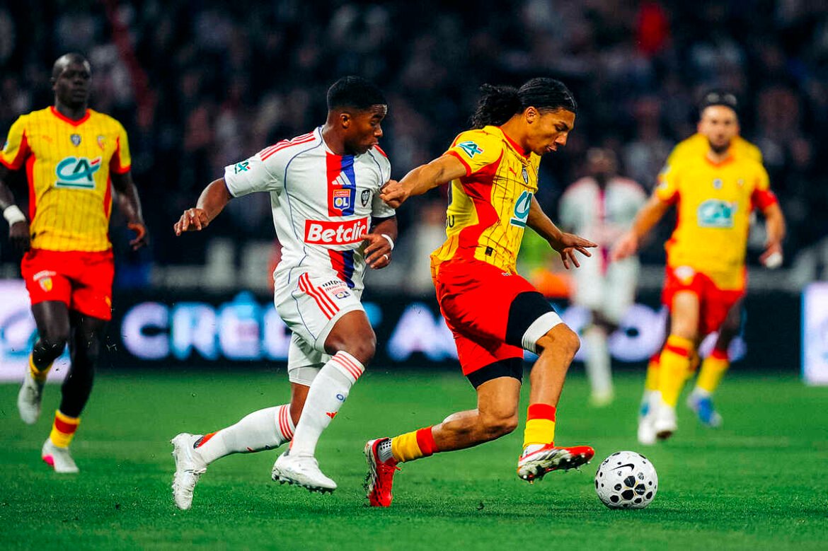 Lyon é eliminado da Copa da França após derrota nos pênaltis para o Lens