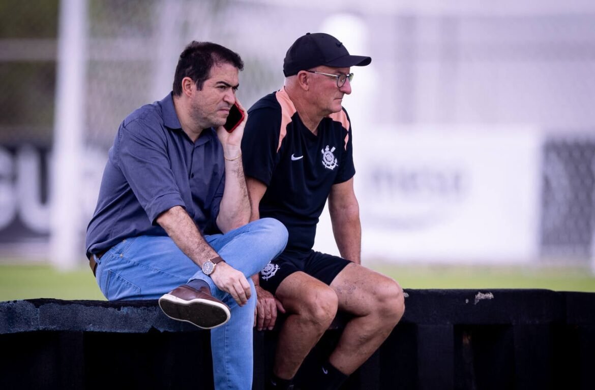 Marcelo Paz critica árbitro e solicita que ele não dirija mais partidas do Corinthians