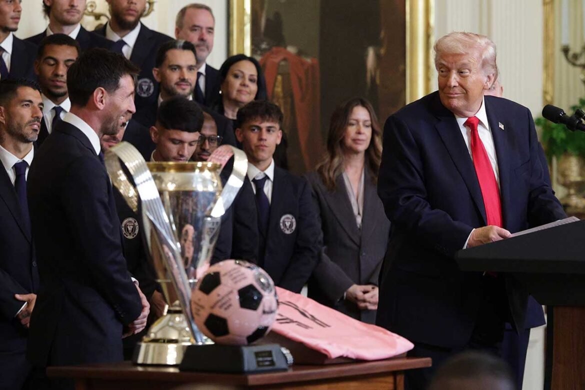 Messi e time do Inter Miami fazem visita a Donald Trump na Casa Branca