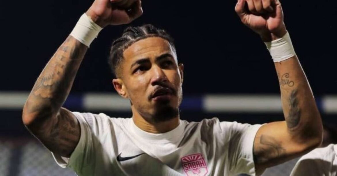 No Azerbaijão, equipe brasileira ex-Fluminense alcança 25 partidas sem derrotas