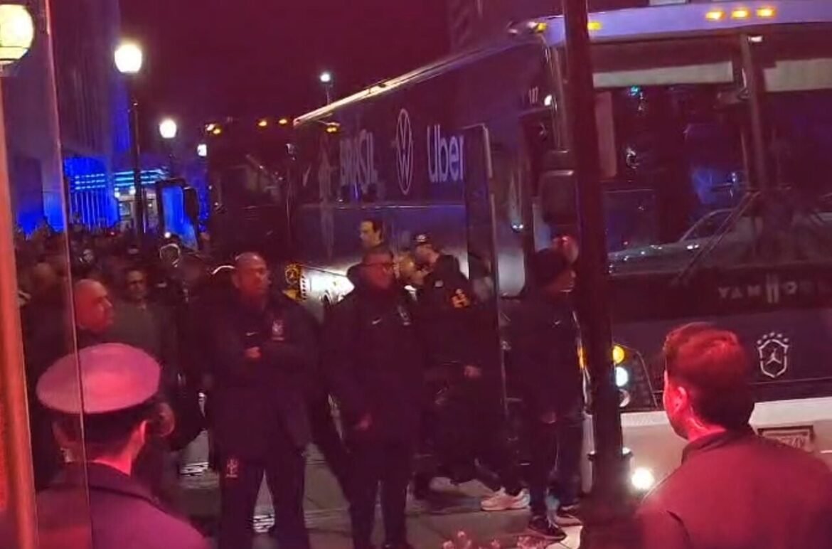 Recepção da Seleção em Boston é Repleta de Emoção e Surpresas para os Fãs