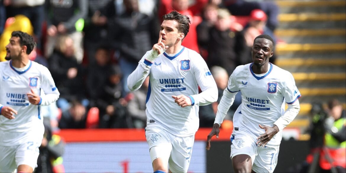 Rohl precisa aproveitar oportunidade com jogador que perdeu espaço para a nova promessa do Rangers, Ianis Hagi.