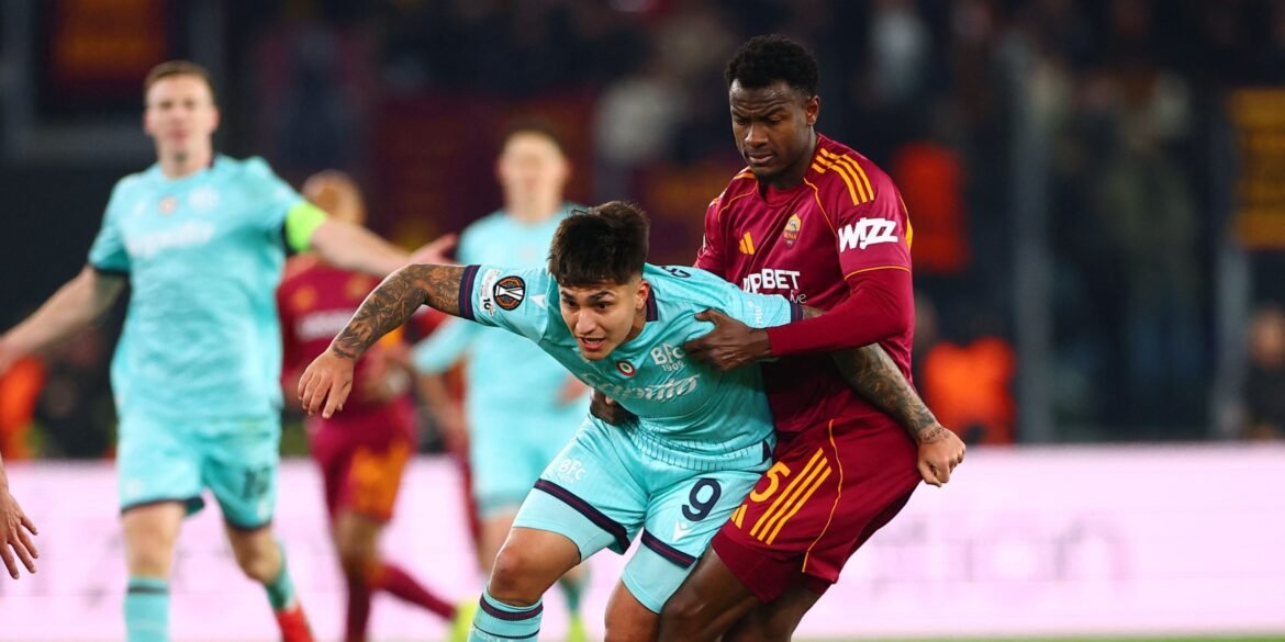 Roma fecha acordo preliminar enquanto Liverpool entra na disputa pela contratação de Evan Ndicka