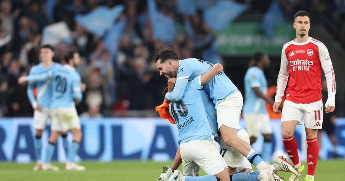 Time de Manchester City vence Arsenal e conquista a Copa da Liga Inglesa com desempenho impressionante de jovem talento
