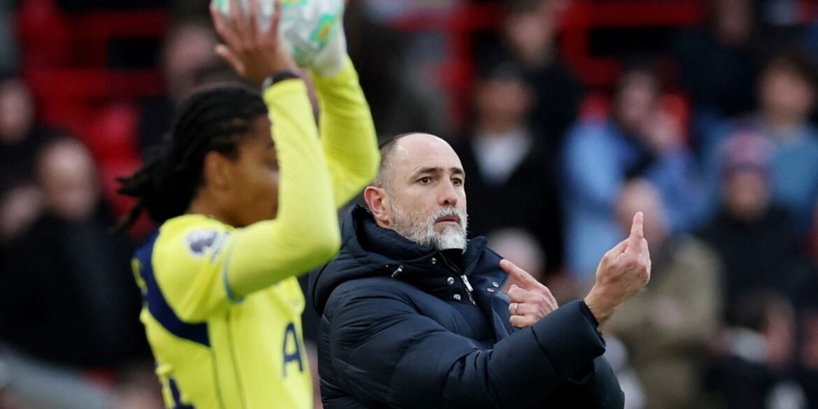 Tudor precisa dispensar urgentemente jogador do Spurs com desempenho abaixo da média e apenas 10 passes feitos