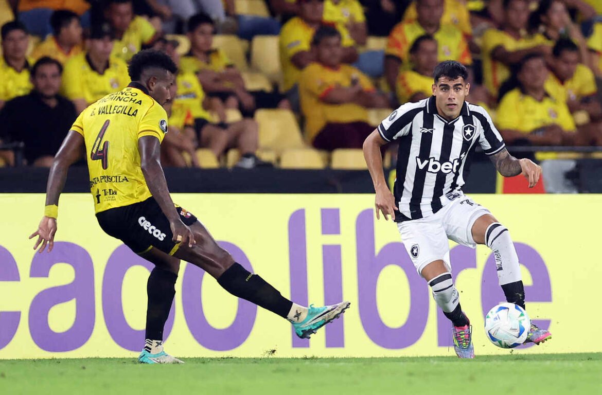 Villalba menciona "sensação mista" após empate do Botafogo