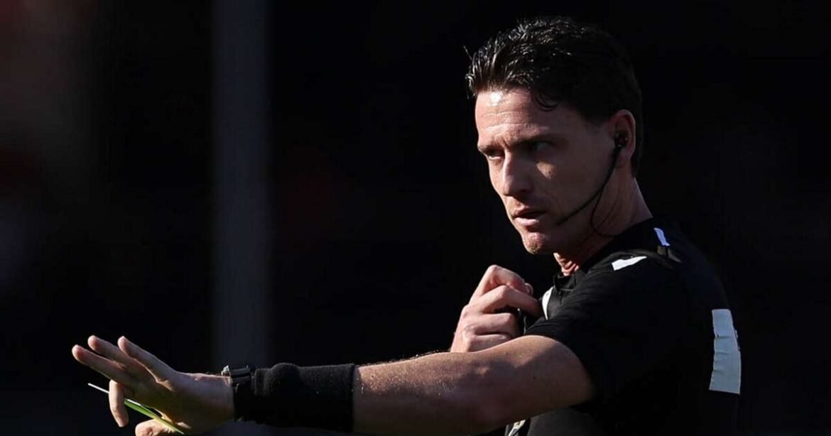 Brasil contará com três árbitros na Copa do Mundo de 2026