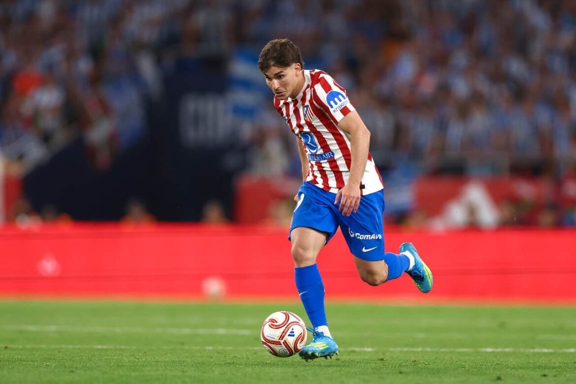 Atlético deve ter Julián Álvarez disponível para a semifinal contra o Arsenal