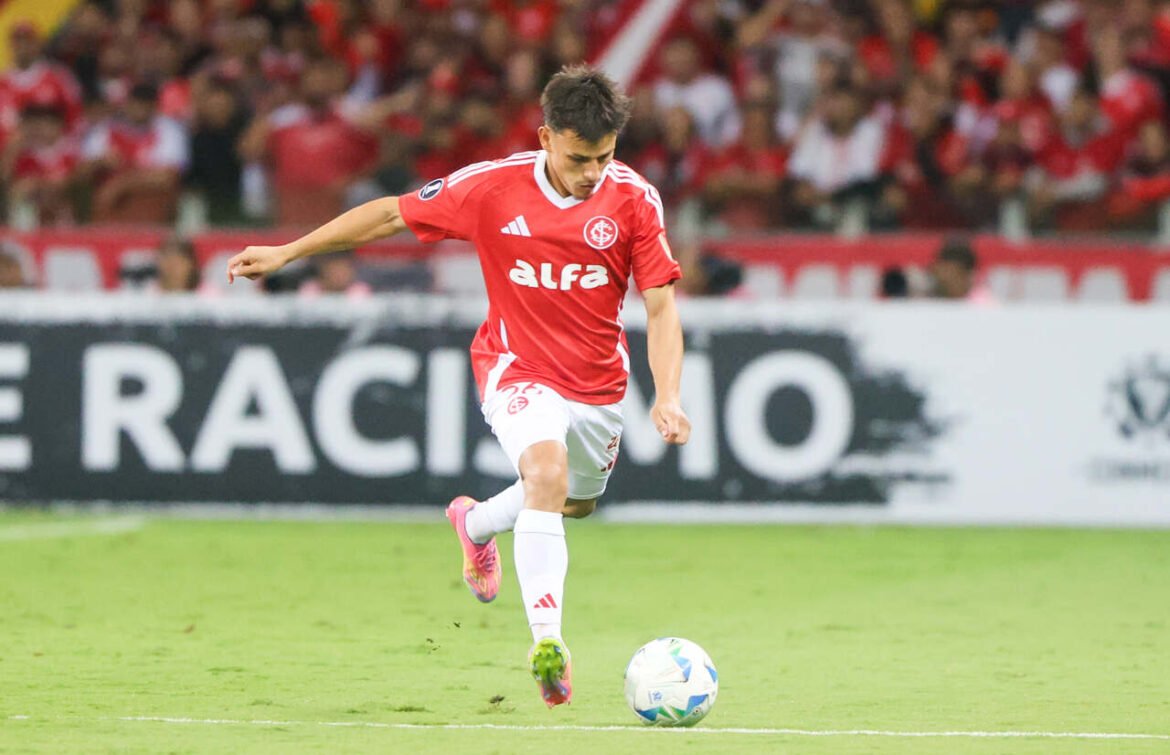 Bernabei se destaca como goleador no Internacional e recebe oferta da Europa