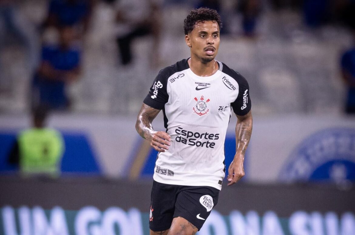 Corinthians penaliza Allan por ato desrespeitoso em partida contra o Fluminense