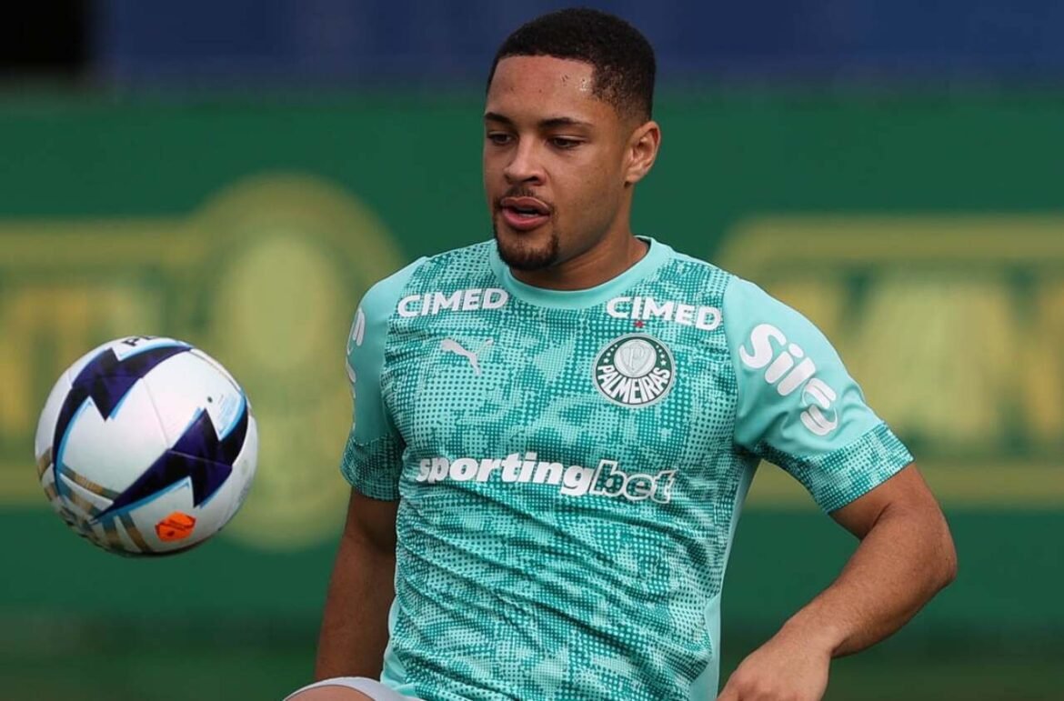 Descubra a Situação de Vitor Roque e Paulinho no Palmeiras