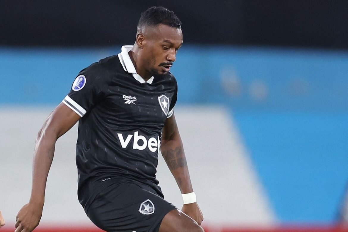 Edenilson e a fórmula do sucesso do Botafogo: 'Continuar firme no propósito'