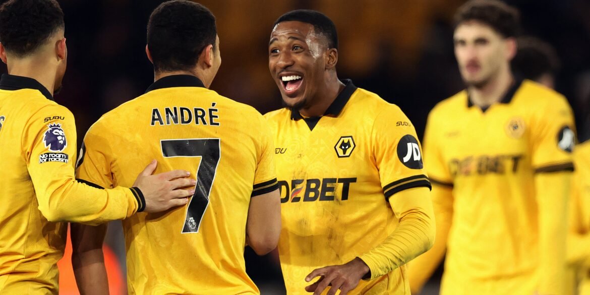 Edwards pode finalmente liberar Tchatchoua ao revelar um talento pouco explorado do Wolves