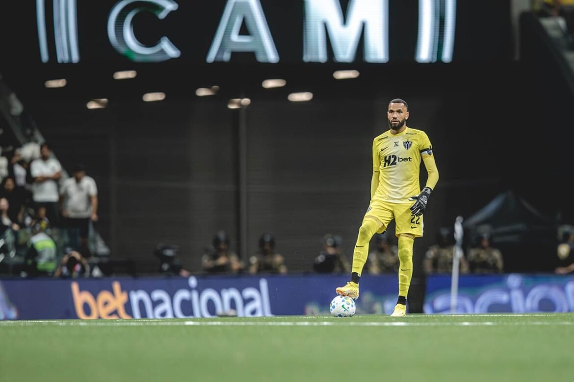Everson alcança feito histórico de ídolo do Atlético na Copa do Brasil