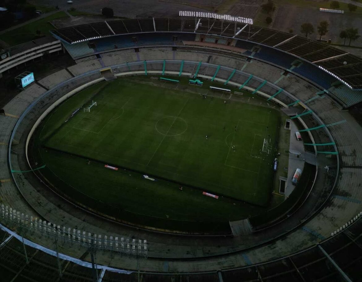 Gramado do Serra Dourada se Destaca em Confronto entre Goiás e Cruzeiro