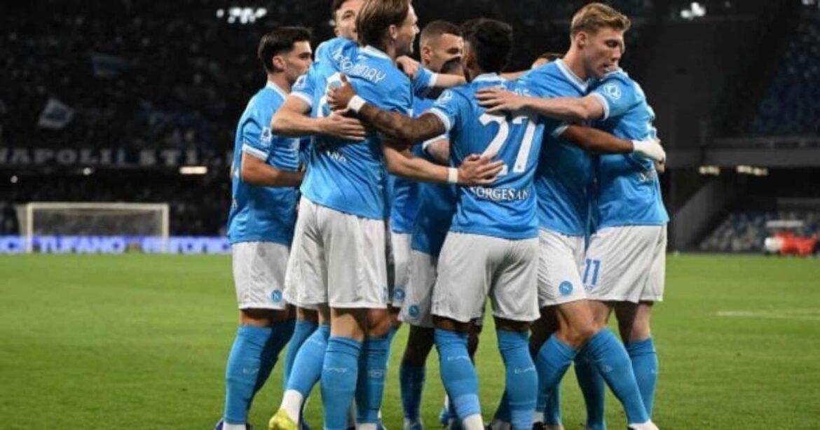 Jogador Brasileiro Brilha em Grande Estilo, Napoli Conquista Vitória e Aumenta a Pressão sobre a Inter de Milão