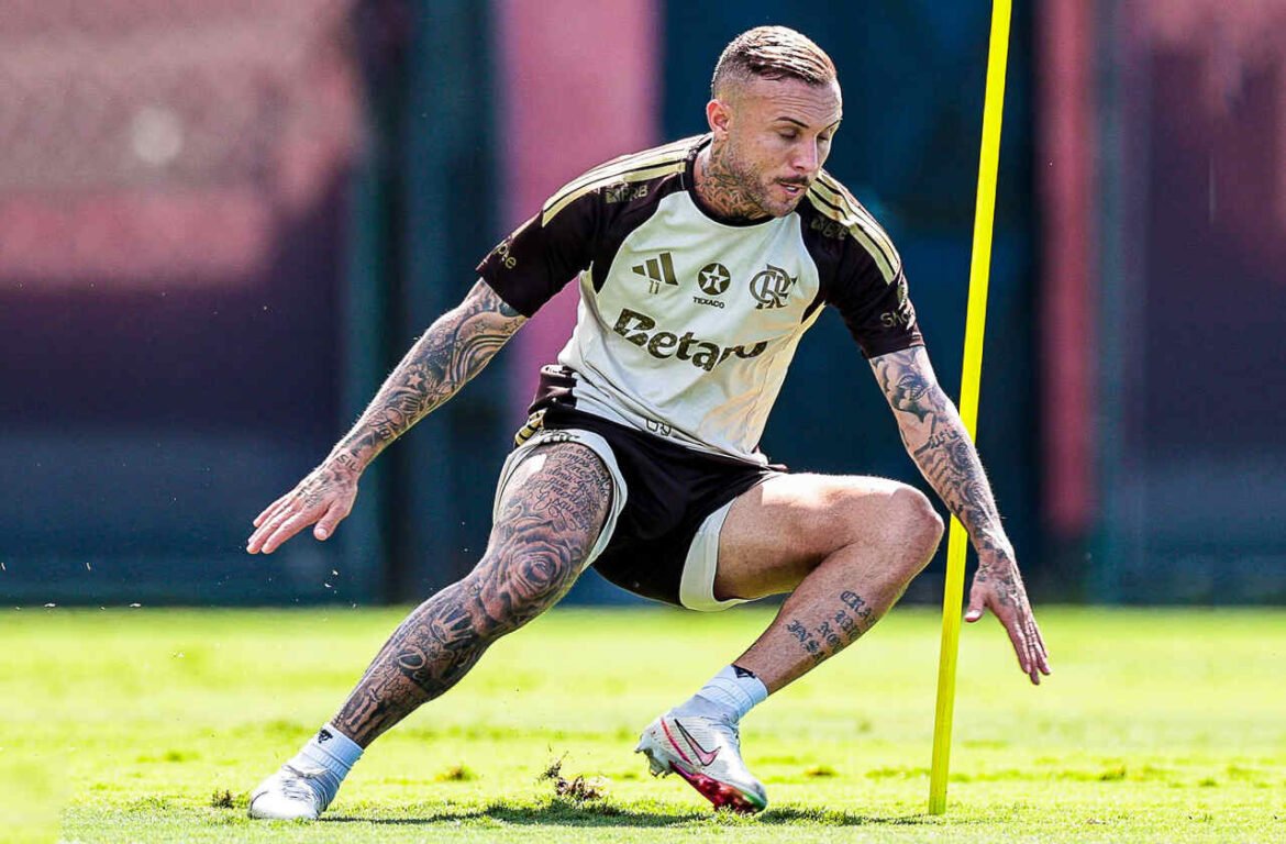 Jornalista comenta sobre o suposto interesse do Fluminense em jogador do Flamengo