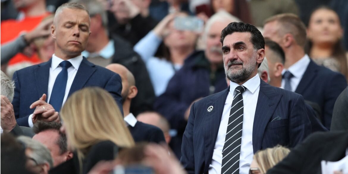 Oficiais de Newcastle viajam para realizar verificações presenciais sobre contratação de atacante.