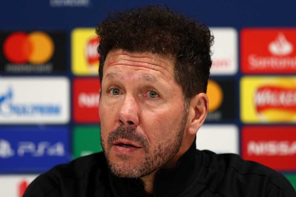 Simeone destaca metas do Atlético na véspera do confronto com o Barcelona