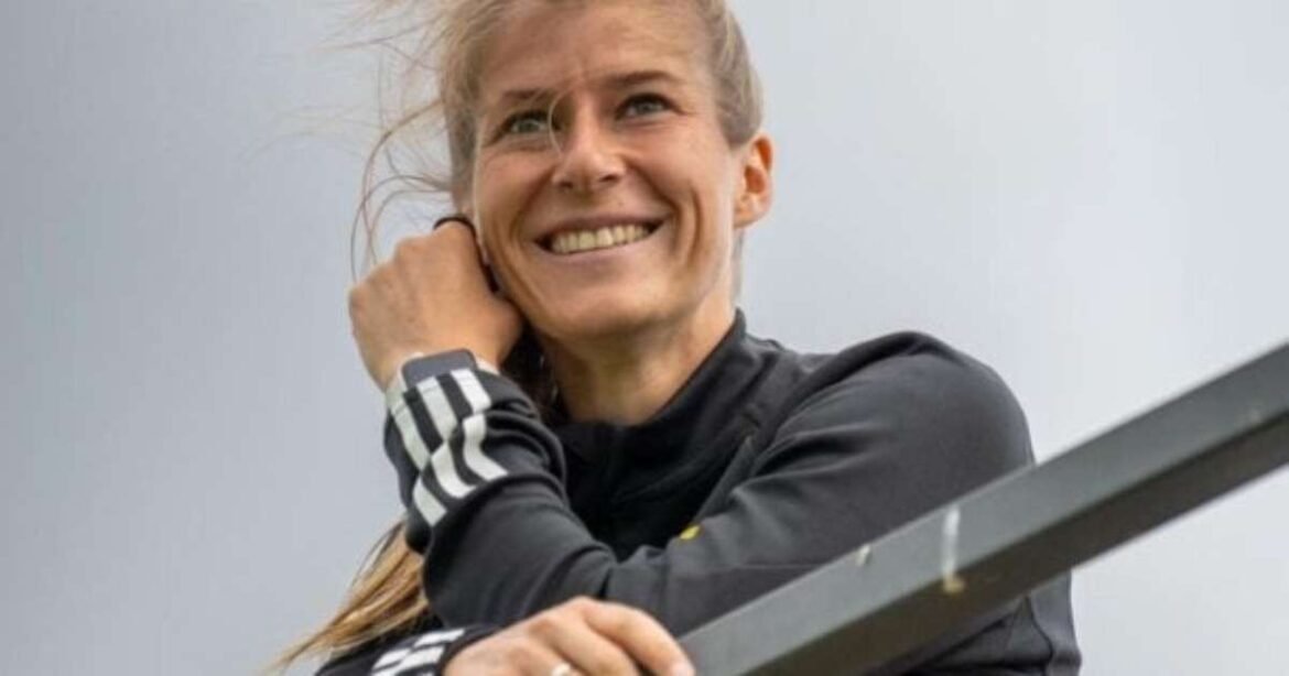 Técnico assume o comando do Union Berlin em estreia histórica na elite do futebol europeu