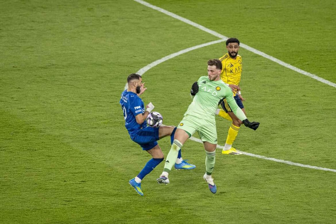 Bento comete erro nos acréscimos e Al-Hilal adia conquista do Al-Nassr no Campeonato Saudita